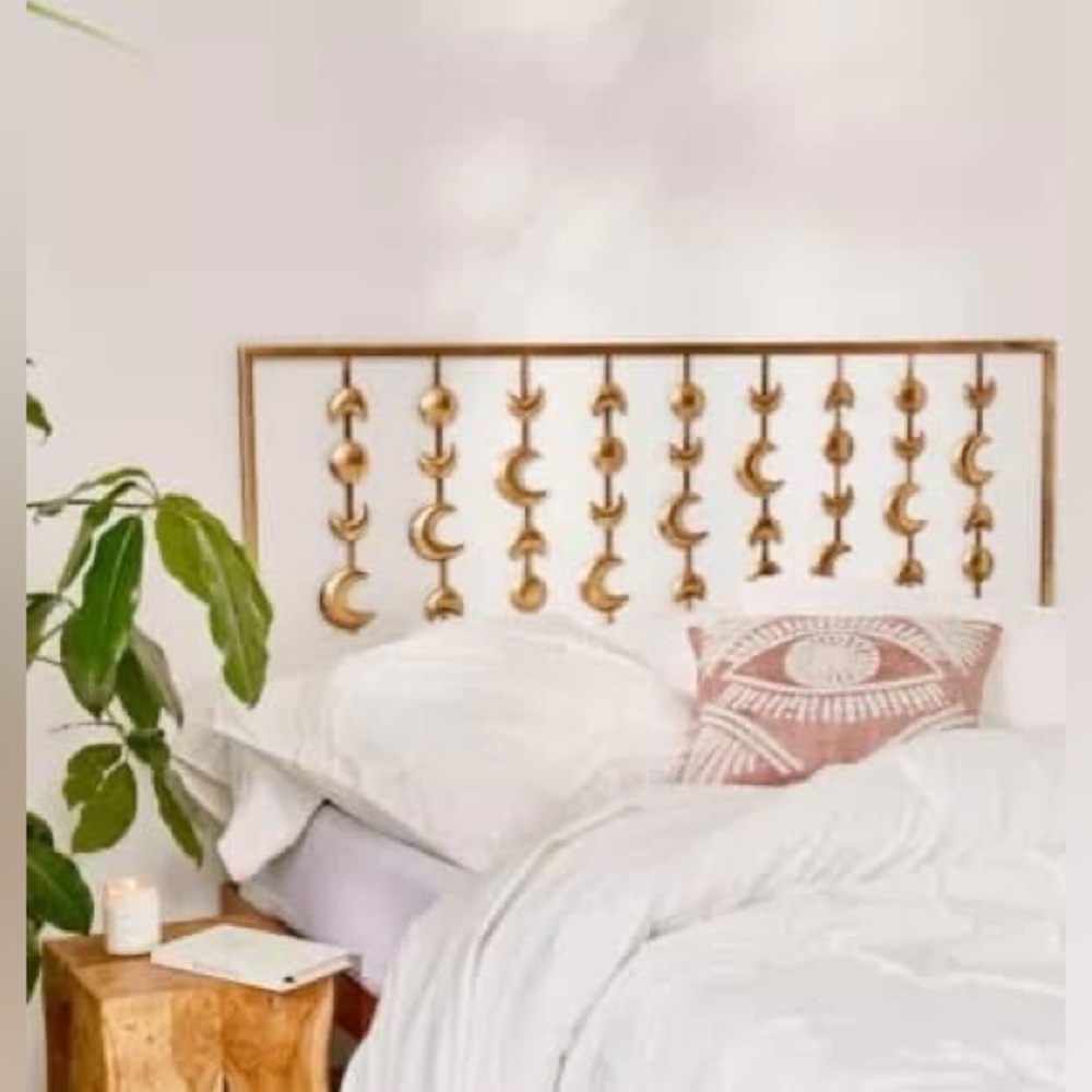 Urban Outfitters Moon Headboard🌙🌙